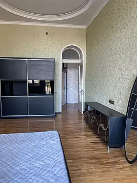 Kirayə verilir 2 otaqlı ofis 100 m²