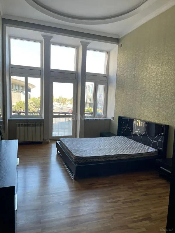 Kirayə verilir 2 otaqlı ofis 100 m²