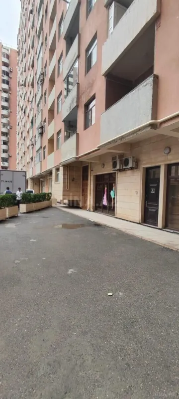 Kirayə verilir obyekt 230 m²