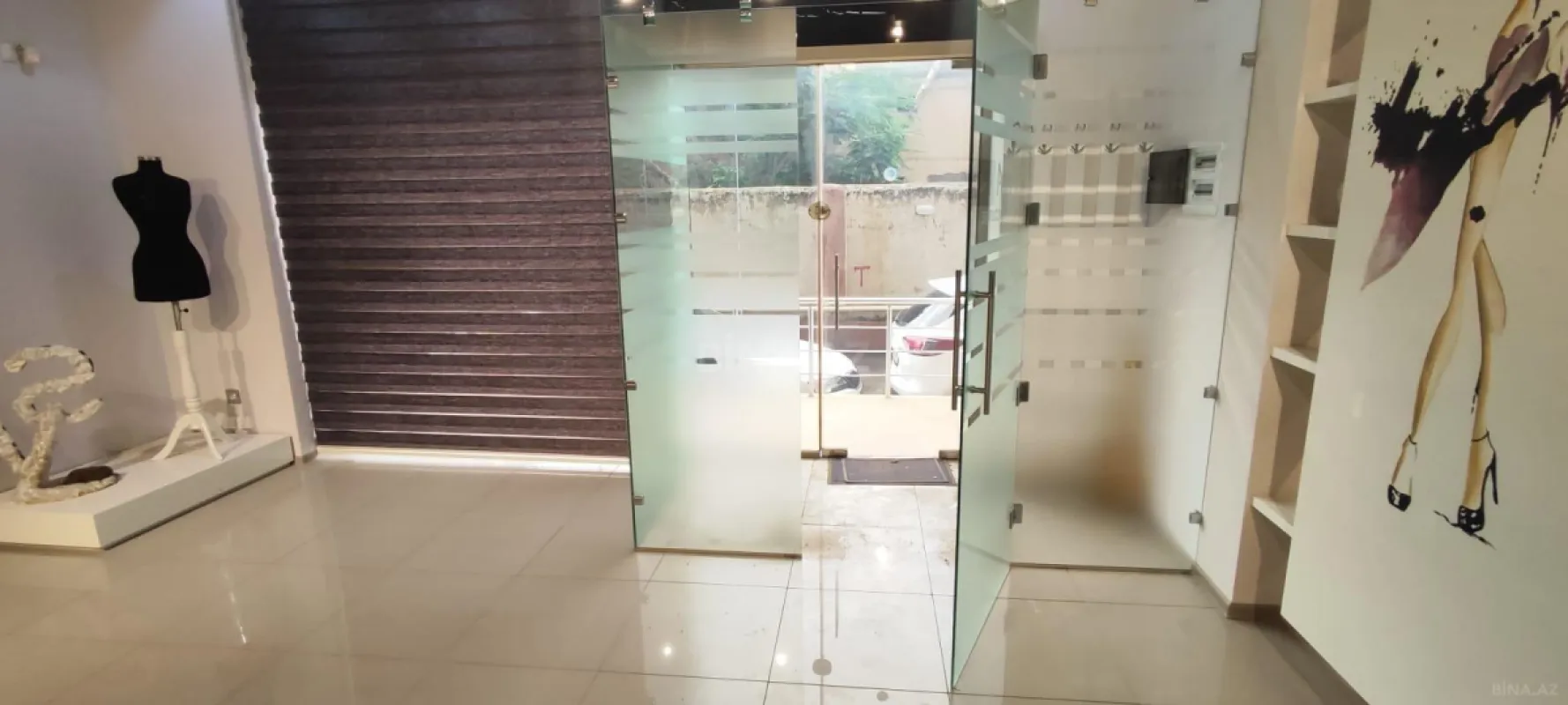 Kirayə verilir obyekt 230 m²