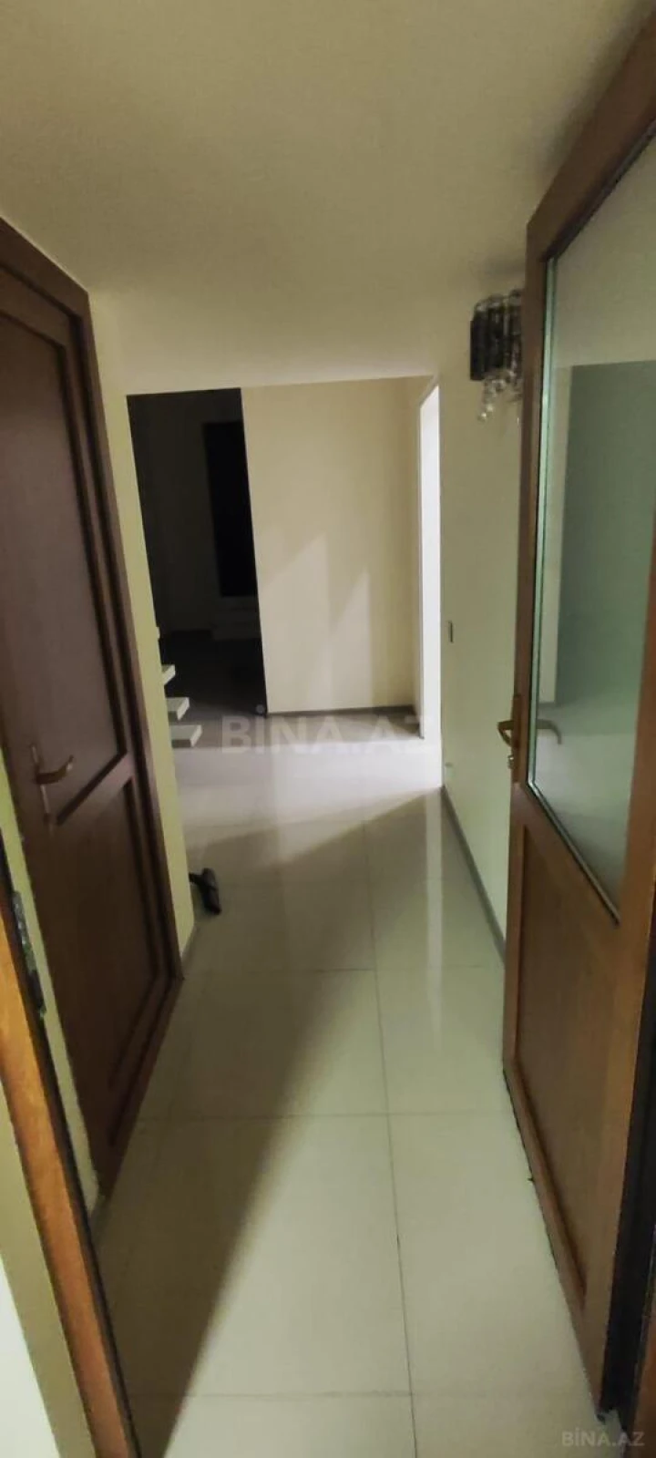 Kirayə verilir obyekt 230 m²