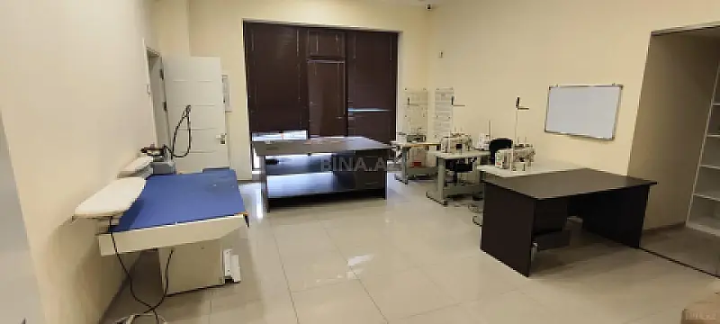 Kirayə verilir obyekt 230 m²