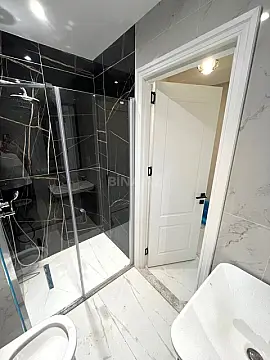 Kirayə verilir 2 otaqlı mənzil 62 m²