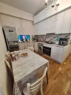 Satılır 2 otaqlı mənzil 38 m²