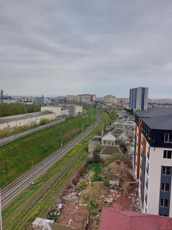 Satılır 2 otaqlı mənzil 75 m²