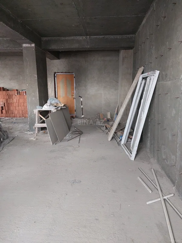 Satılır 2 otaqlı mənzil 75 m²
