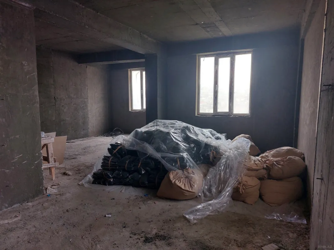 Satılır 2 otaqlı mənzil 75 m²