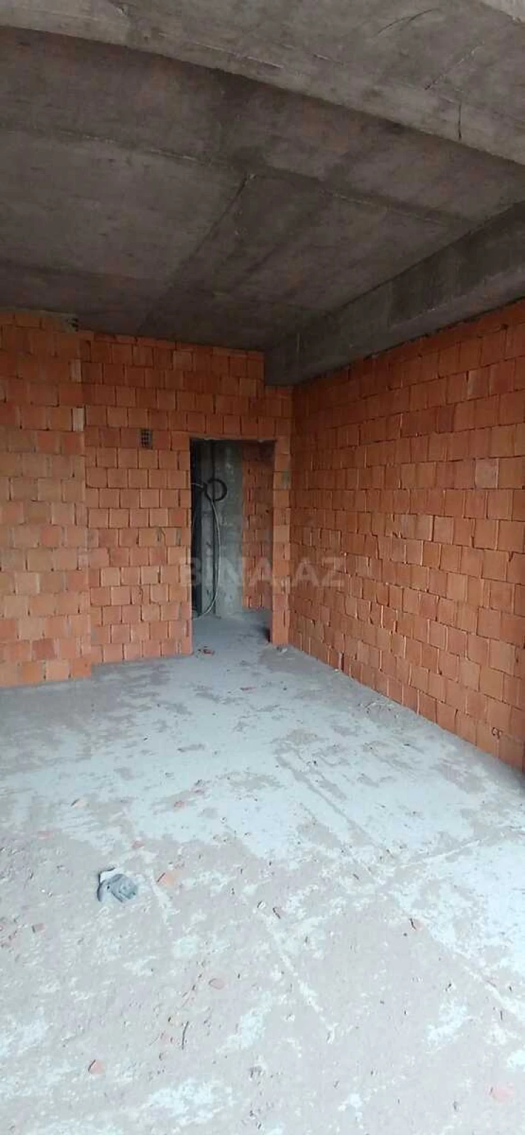 Satılır 2 otaqlı mənzil 87.4 m²