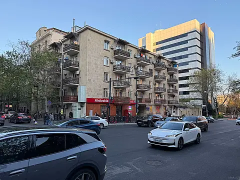 Satılır 2 otaqlı mənzil 61 m² — Bakı 2 otaq 61.00 m²