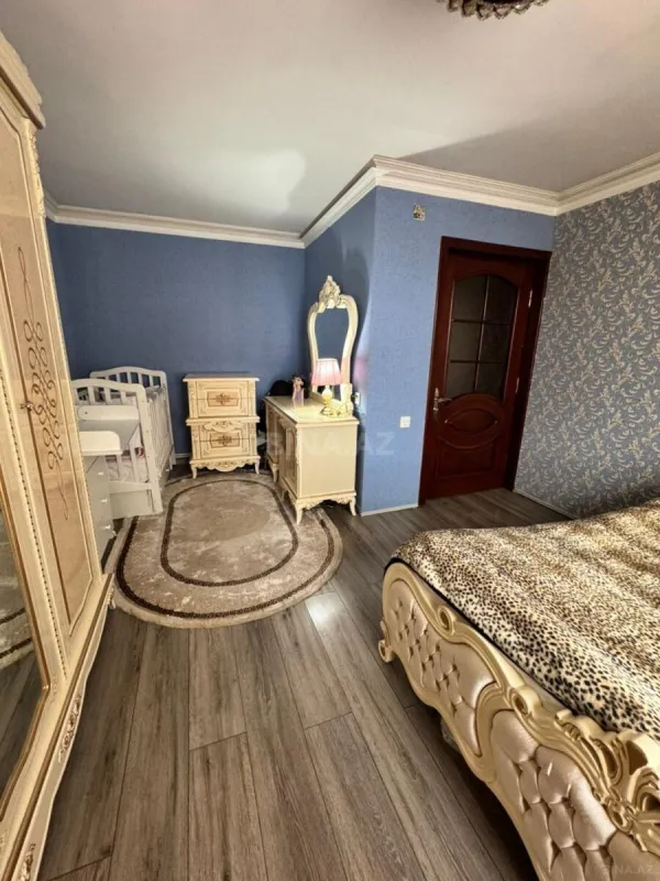 Satılır 2 otaqlı mənzil 61 m²