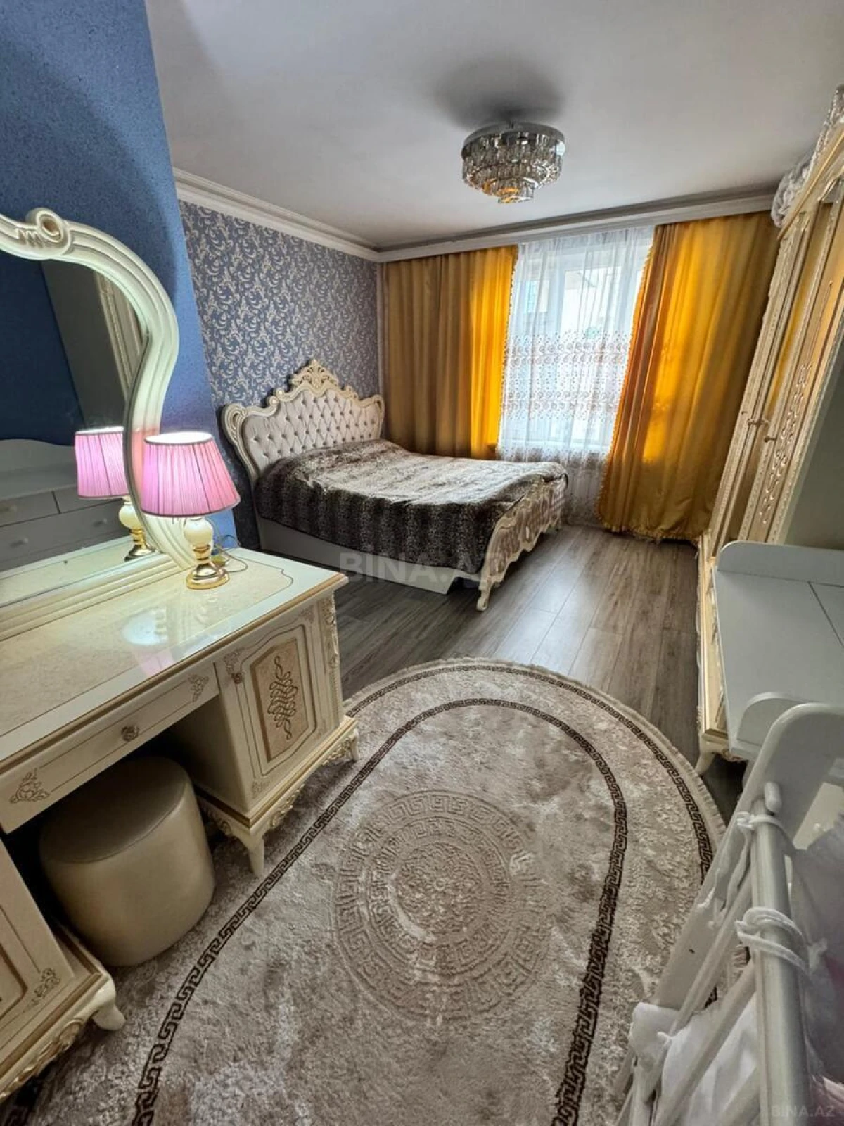 Satılır 2 otaqlı mənzil 61 m²