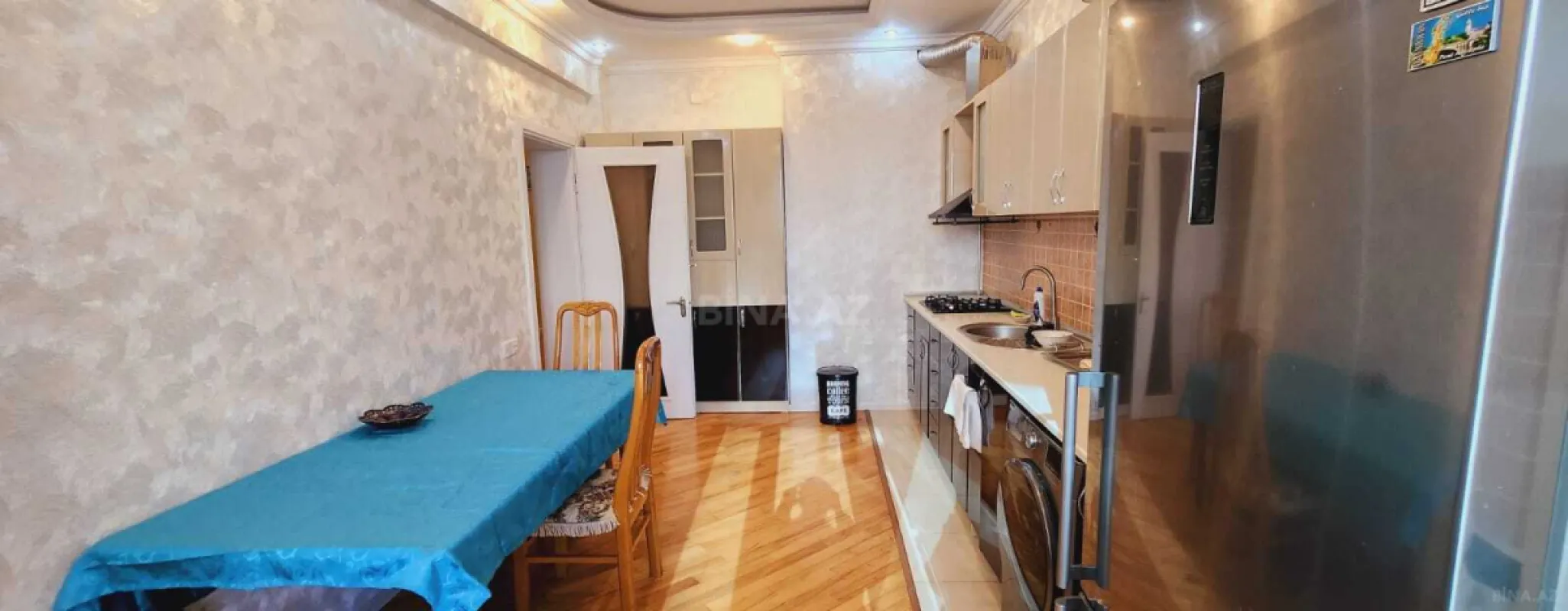 Kirayə verilir 2 otaqlı mənzil 105 m²