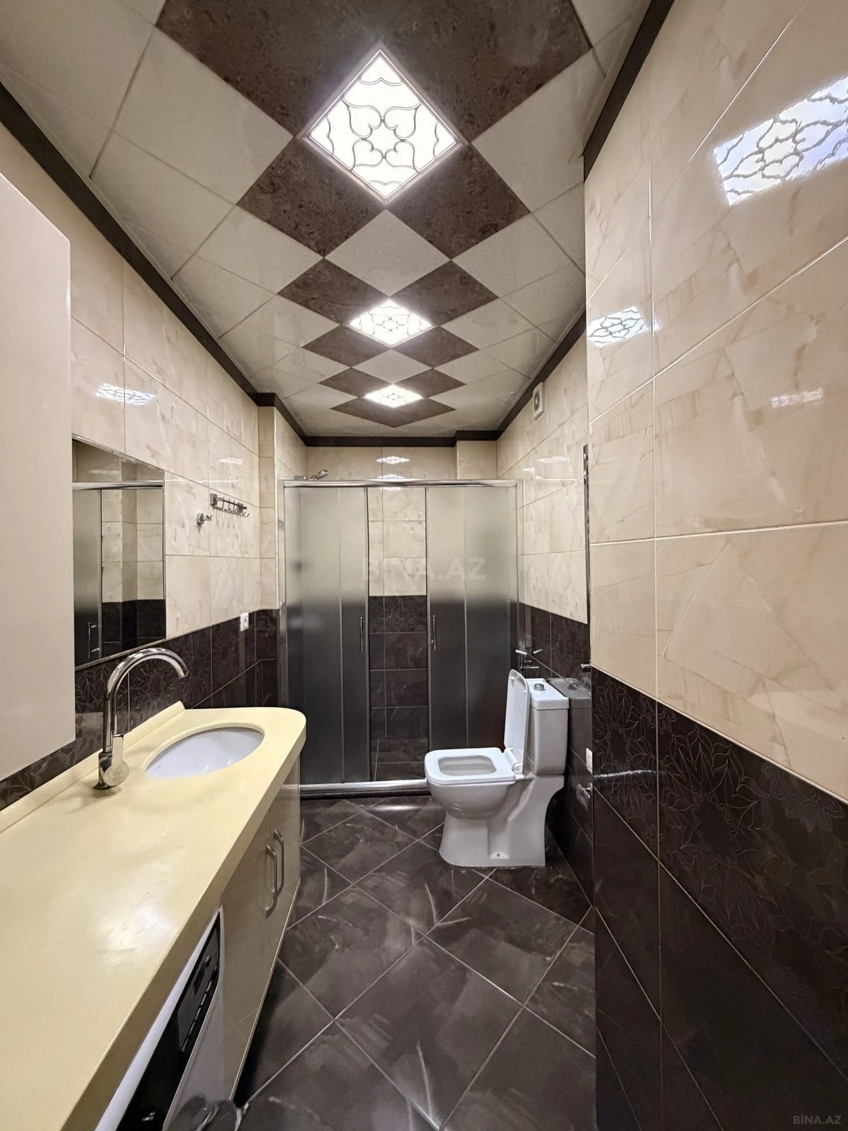 Satılır 3 otaqlı mənzil 63 m²