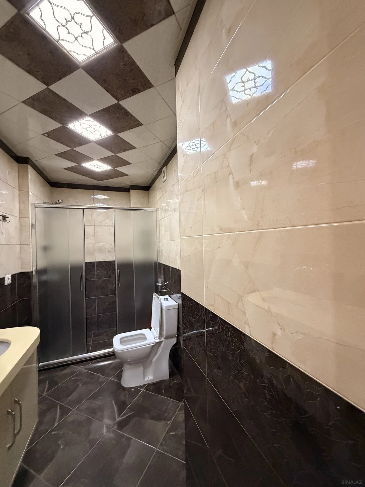 Satılır 3 otaqlı mənzil 63 m²