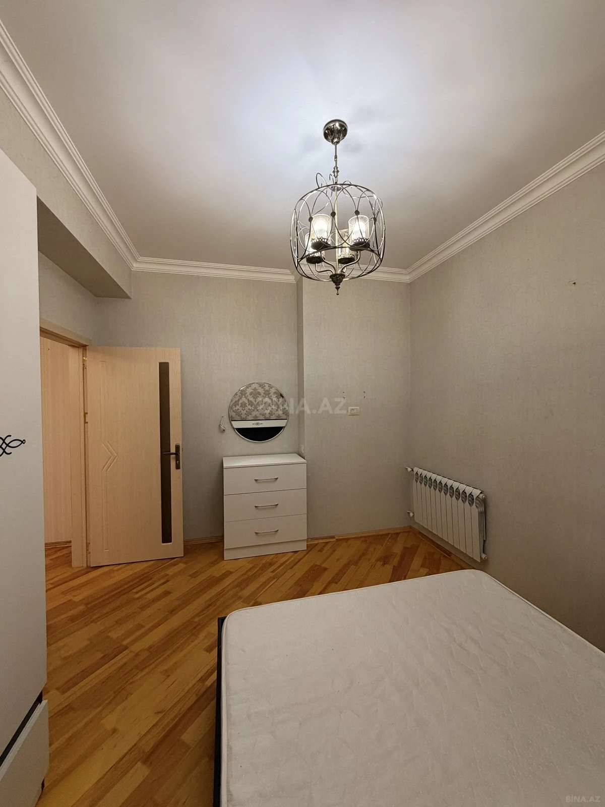 Satılır 3 otaqlı mənzil 63 m²
