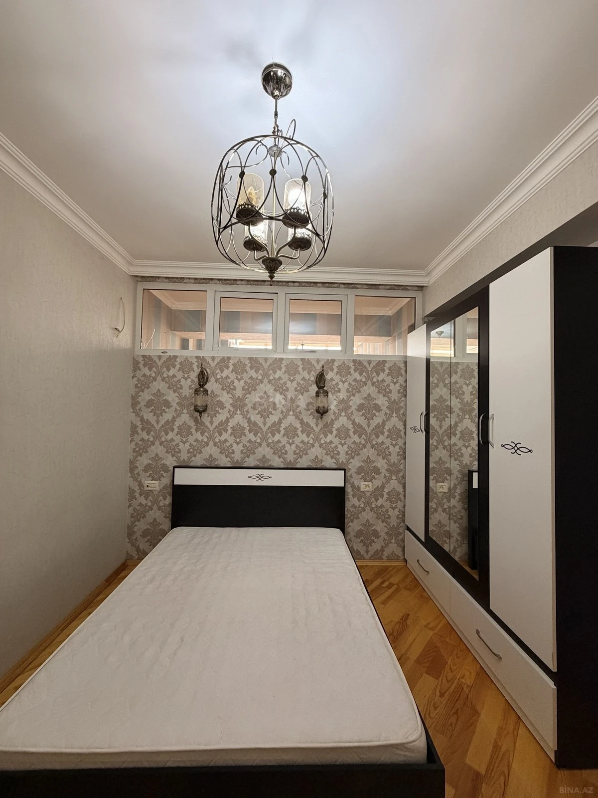 Satılır 3 otaqlı mənzil 63 m²