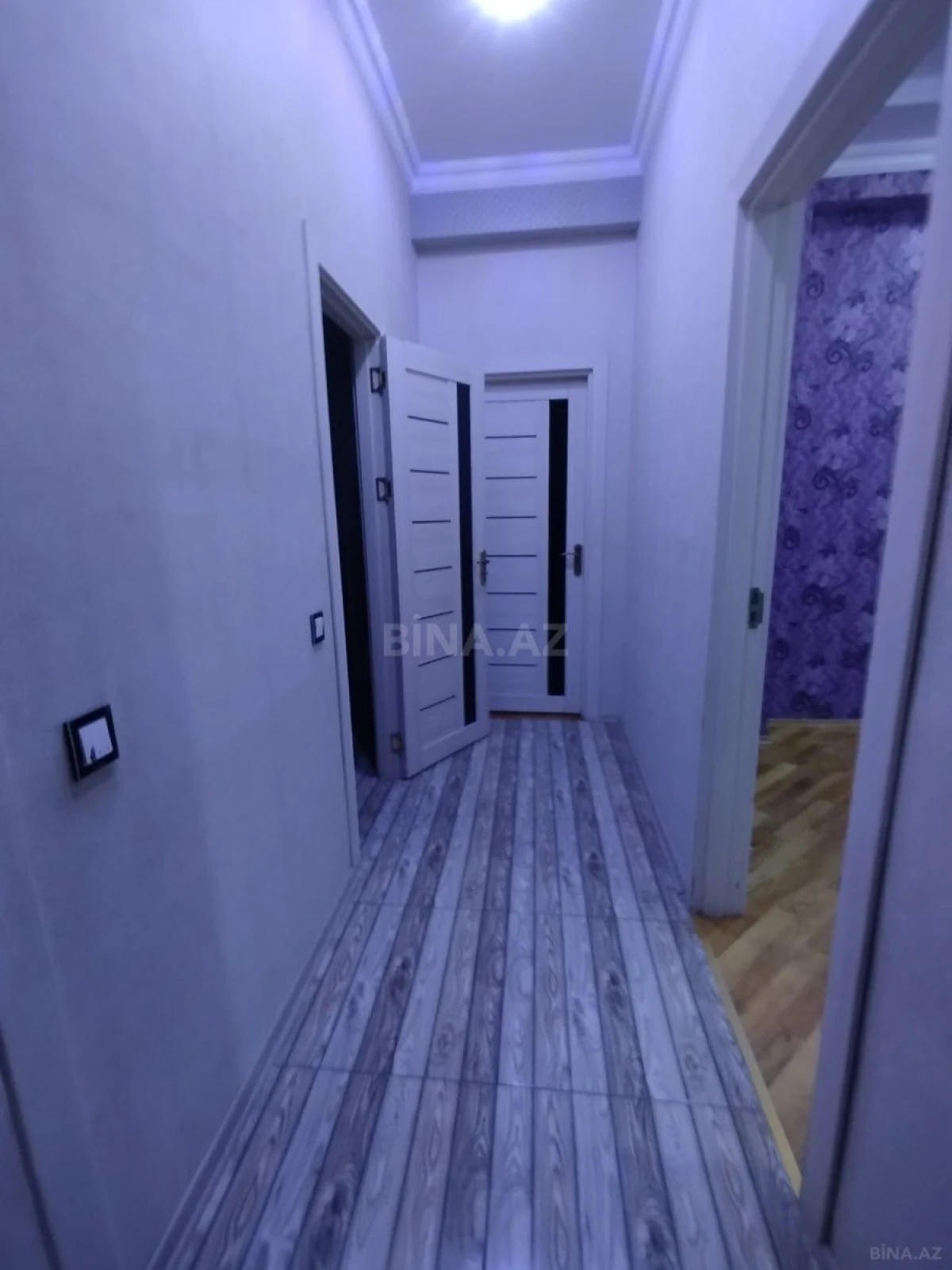 Kirayə verilir 2 otaqlı mənzil 90 m²