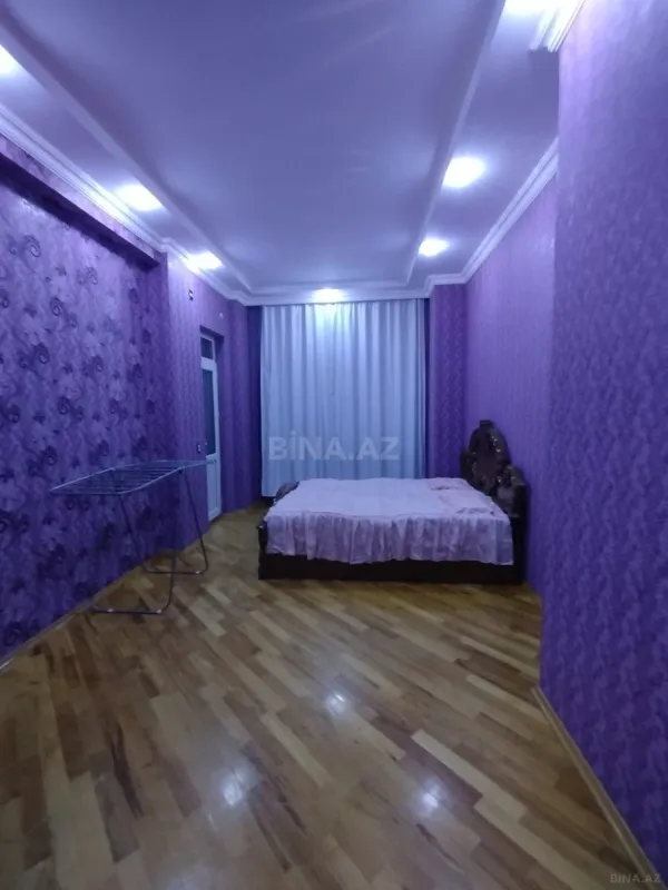 Kirayə verilir 2 otaqlı mənzil 90 m²