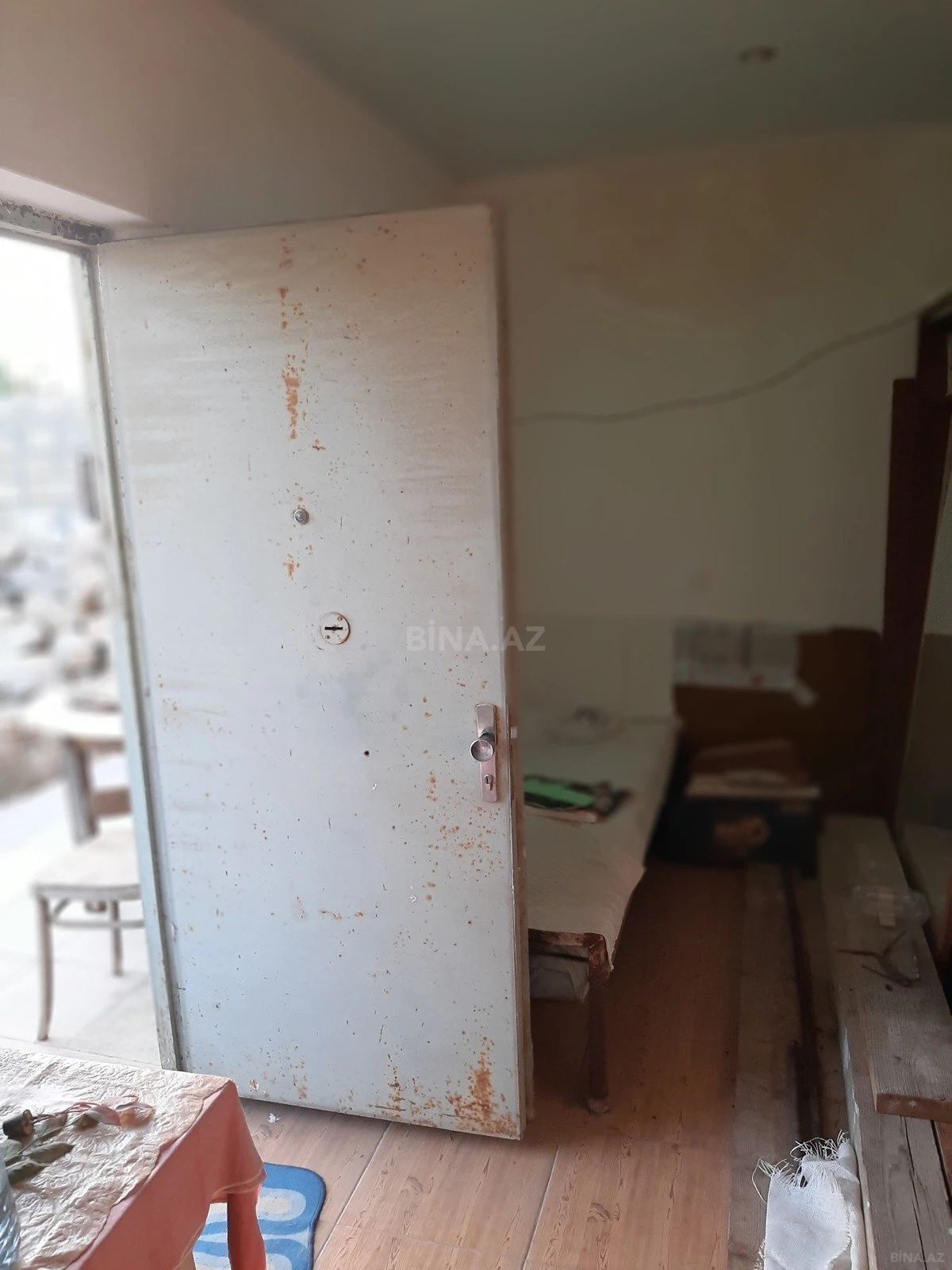 Satılır torpaq sahəsi 12 m²