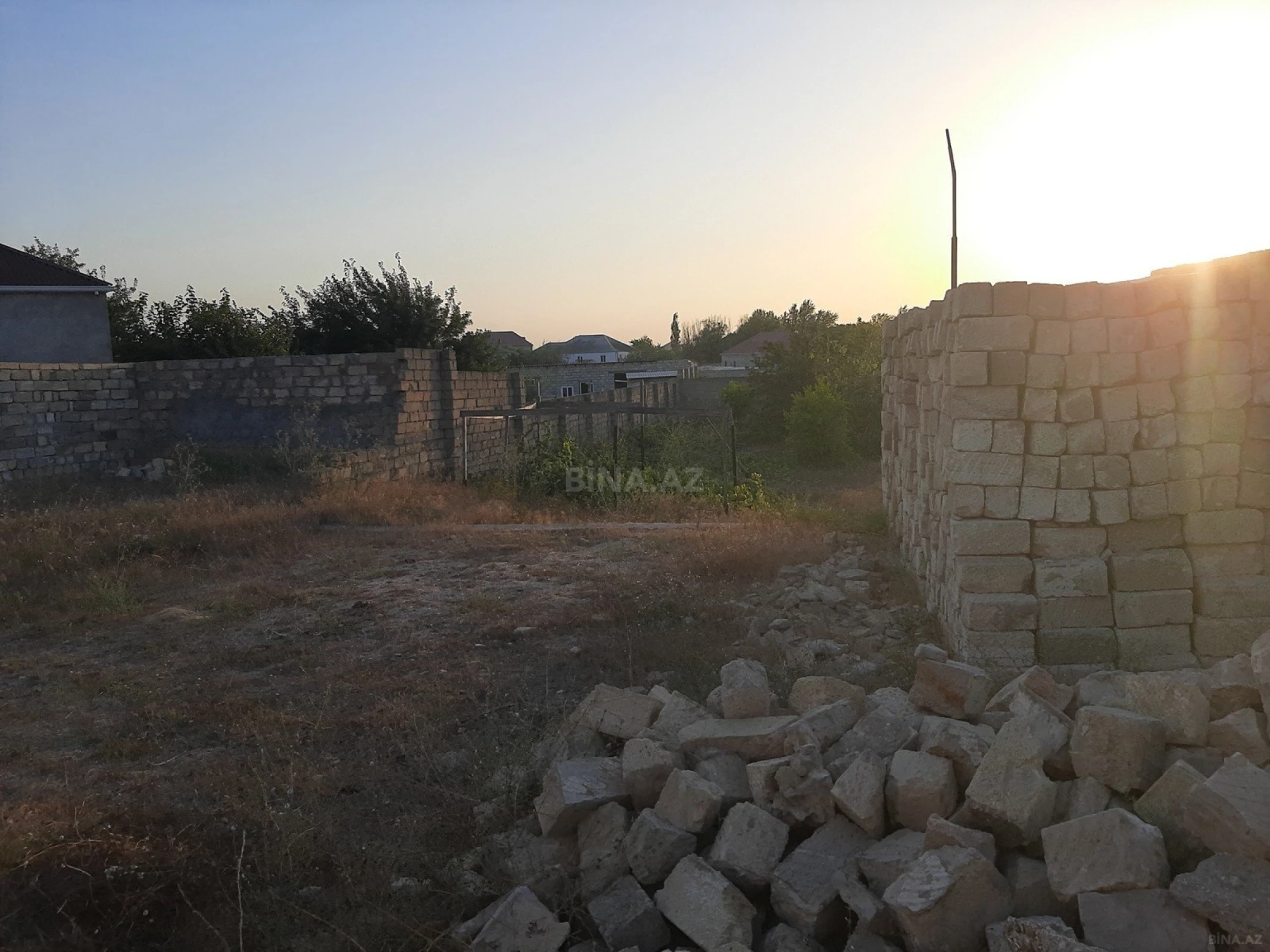 Satılır torpaq sahəsi 12 m²