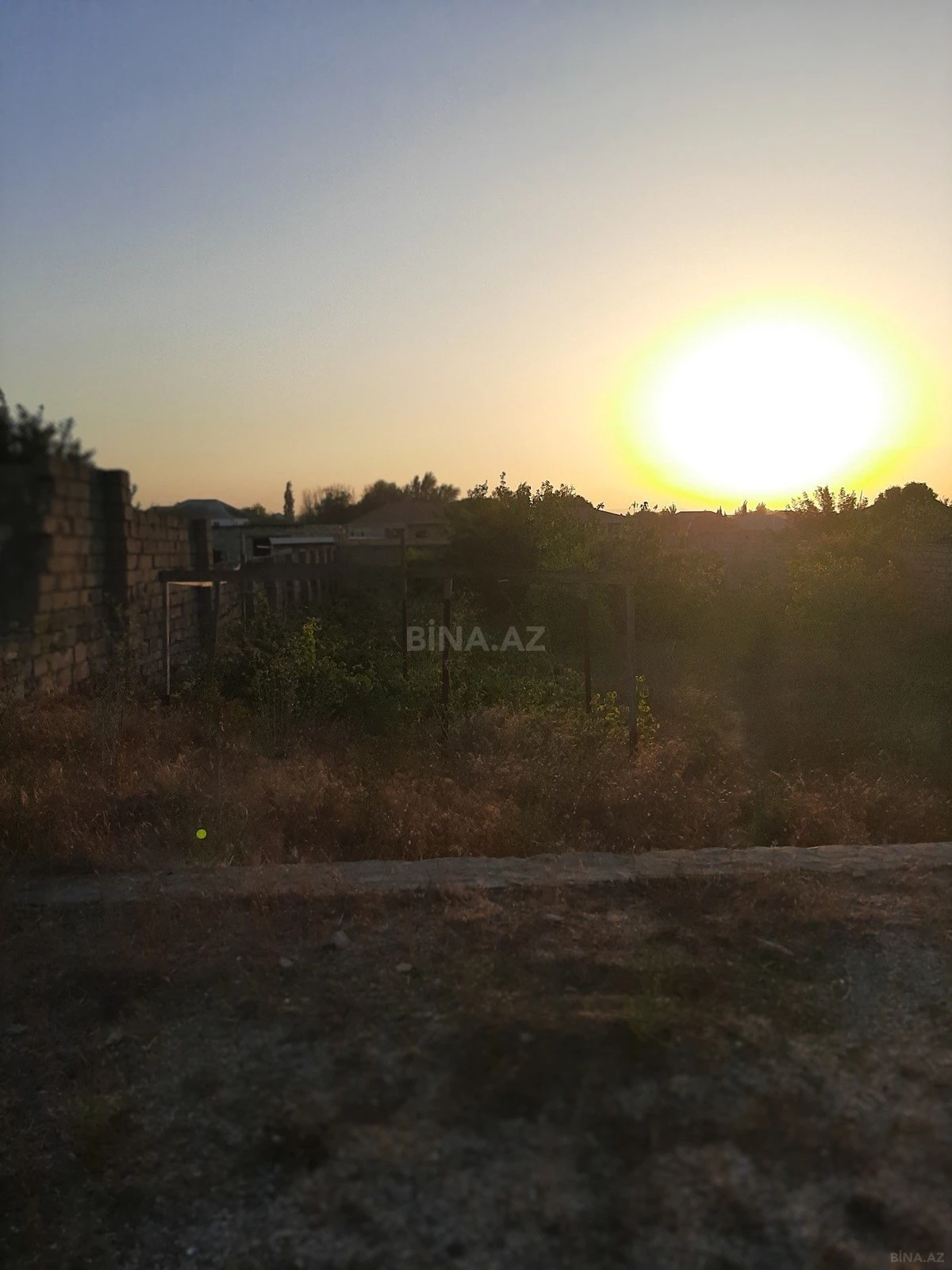 Satılır torpaq sahəsi 12 m²