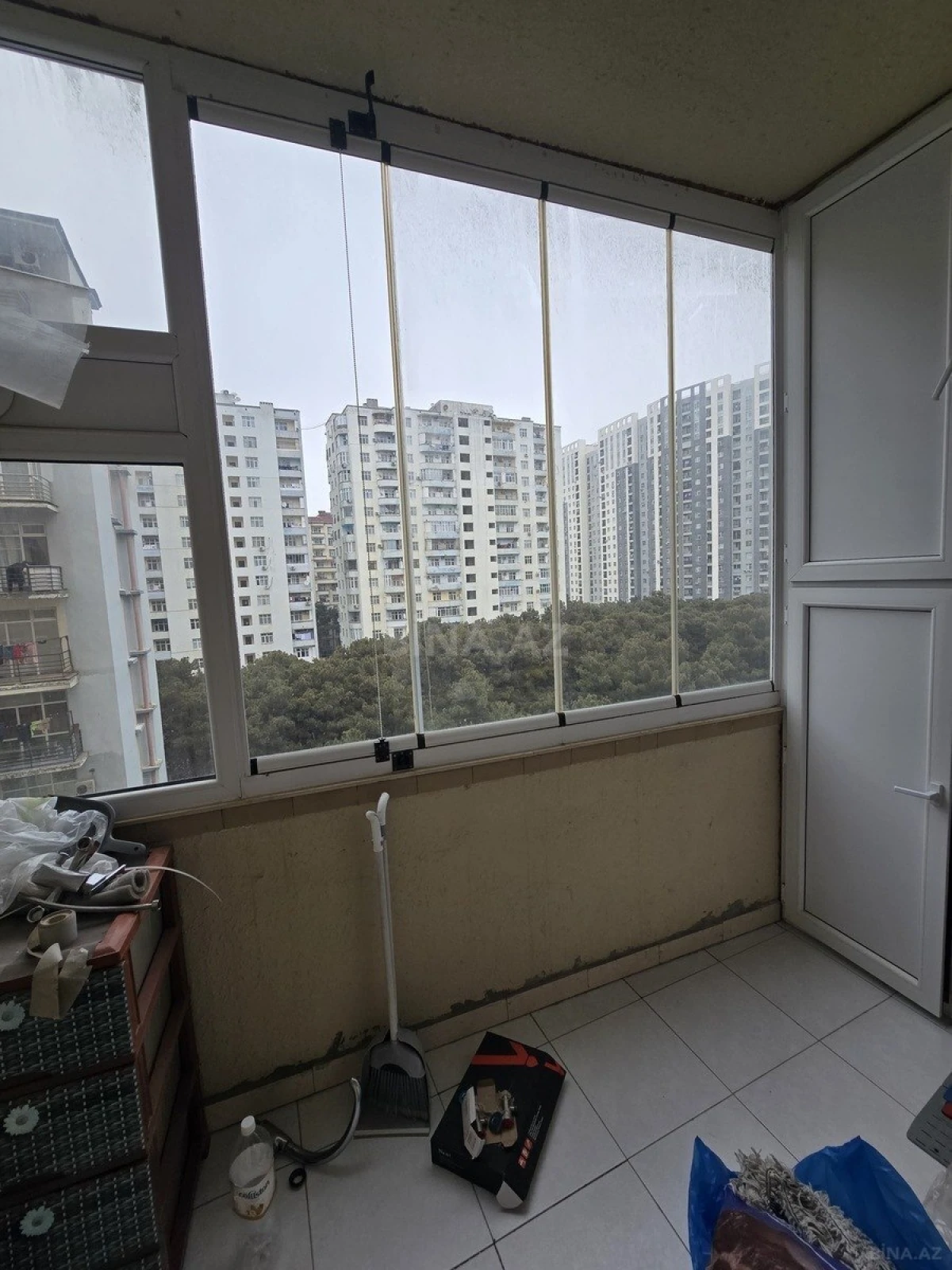 Satılır 2 otaqlı mənzil 101 m²