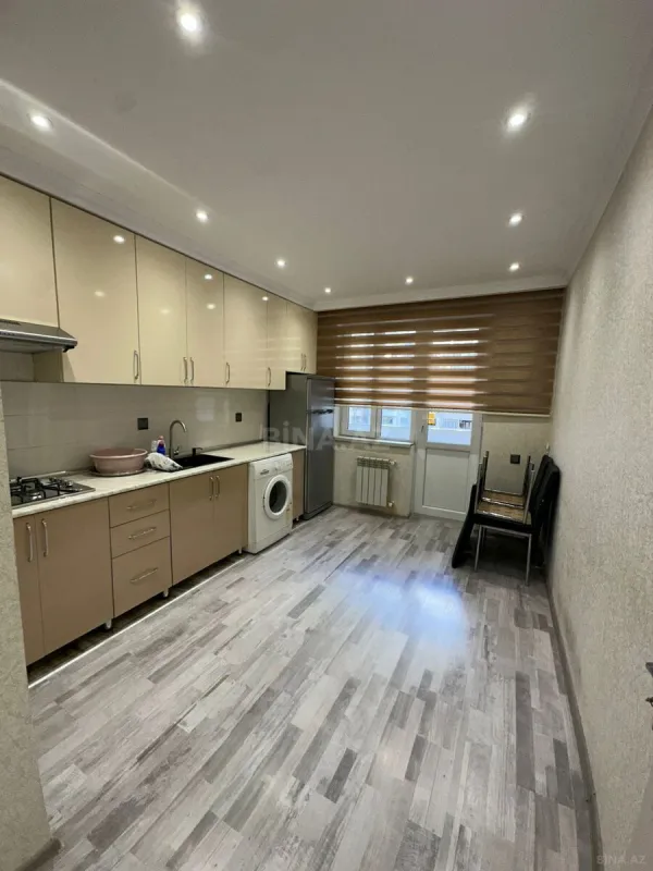 Kirayə verilir 2 otaqlı mənzil 77 m²