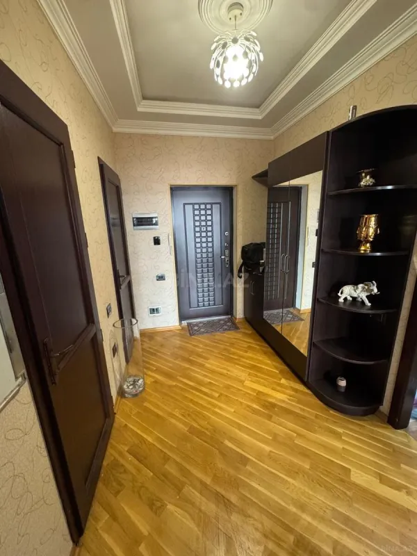 Satılır 2 otaqlı mənzil 59 m²