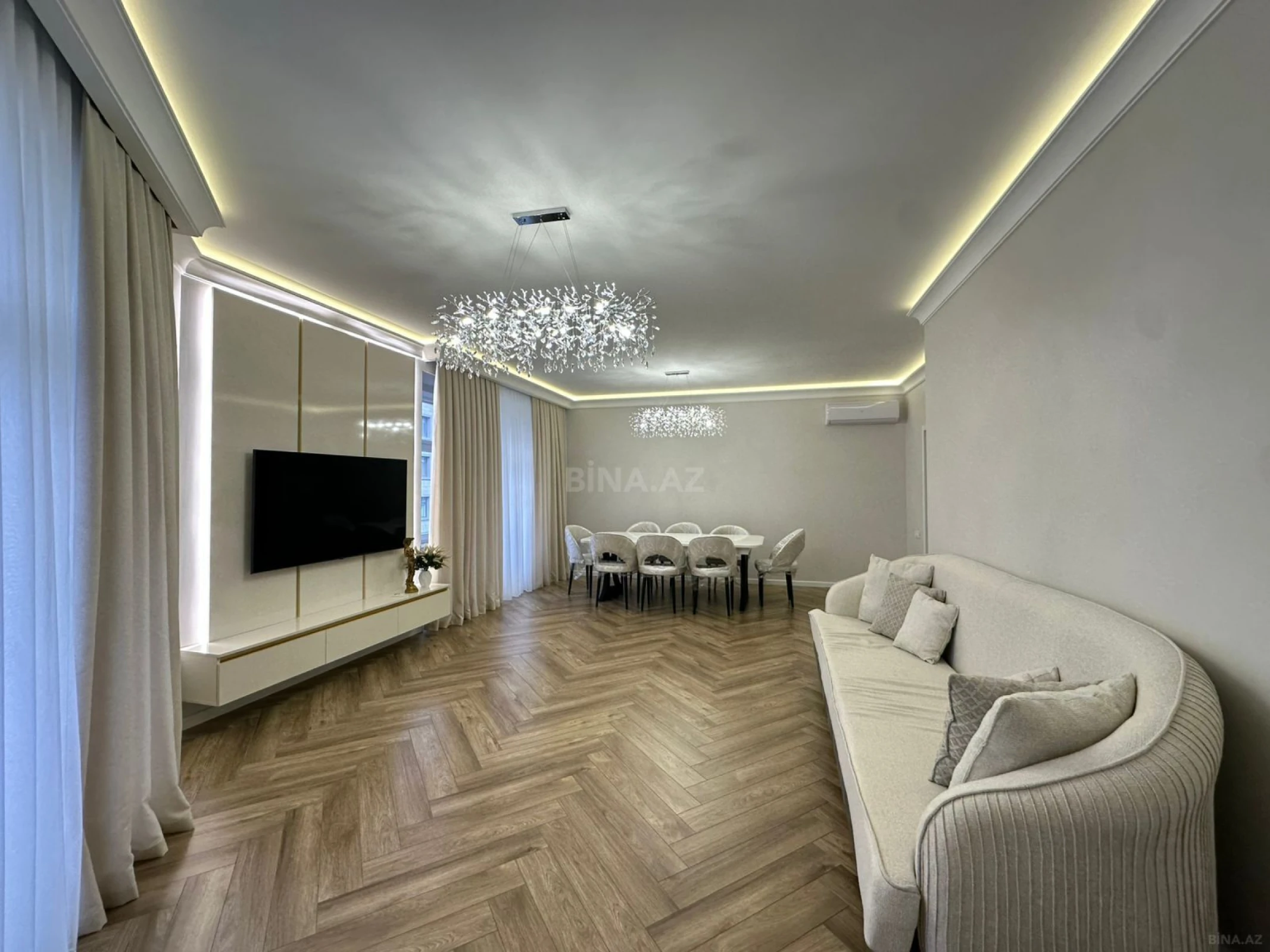Kirayə verilir 3 otaqlı mənzil 140 m²
