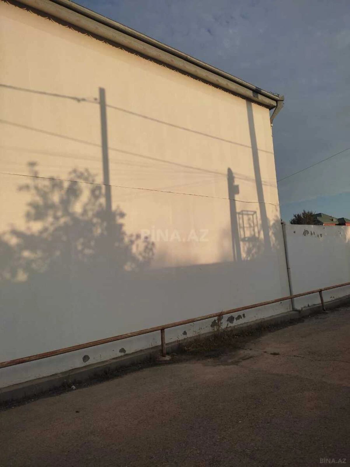 Satılır 5 otaqlı həyət evi 180 m²