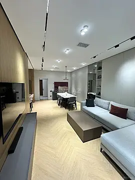 Satılır 3 otaqlı mənzil 128 m²