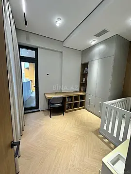 Satılır 3 otaqlı mənzil 128 m²