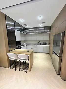 Satılır 3 otaqlı mənzil 128 m²