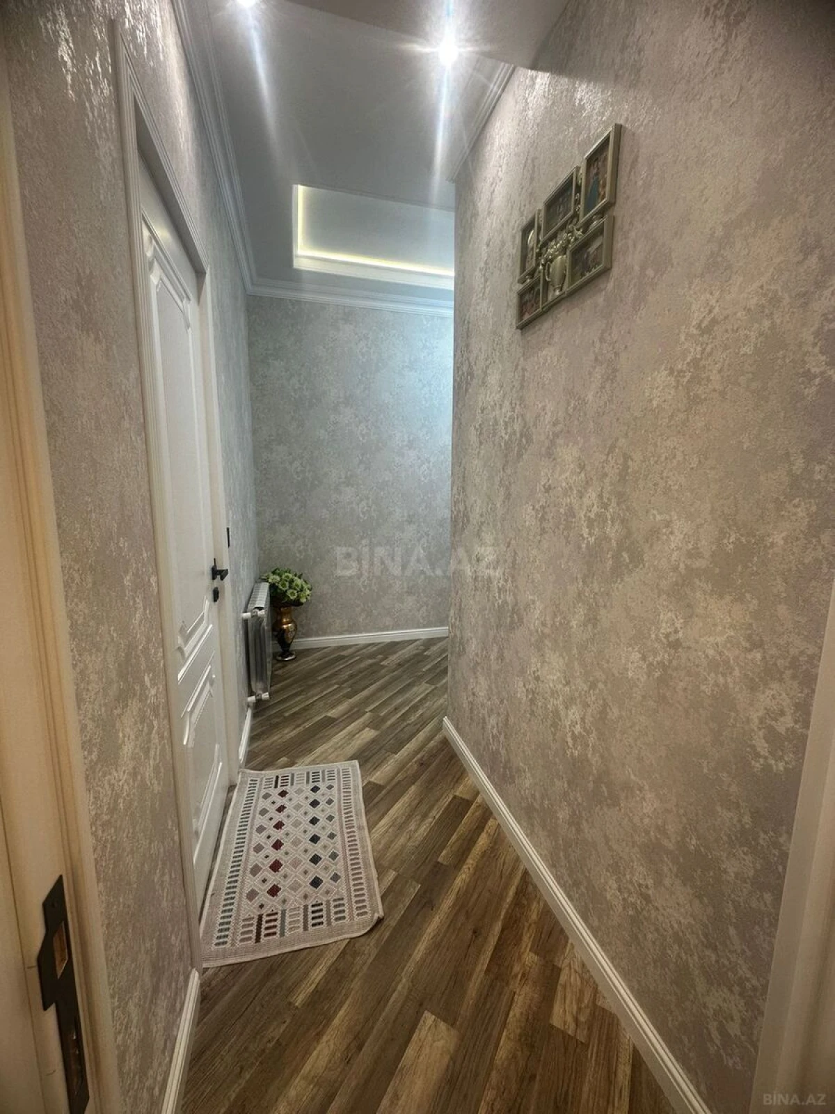 Satılır 2 otaqlı mənzil 65 m²