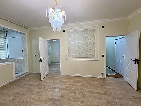 Satılır 2 otaqlı mənzil 45 m²