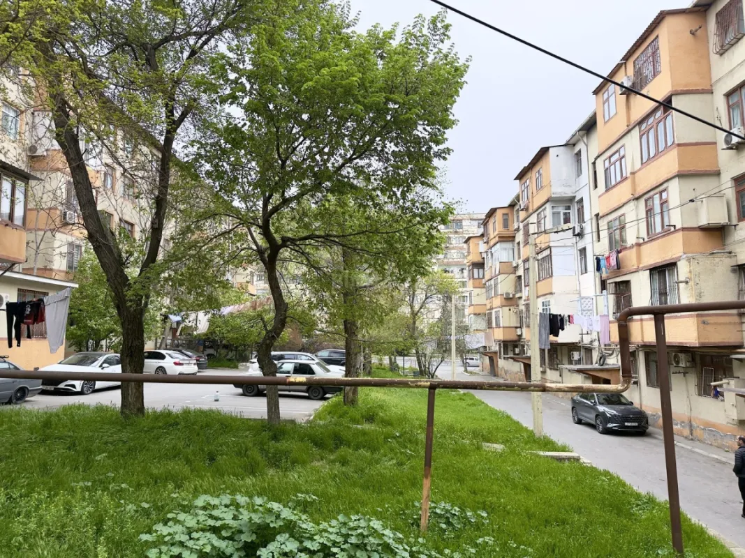 Satılır 2 otaqlı mənzil 45 m²