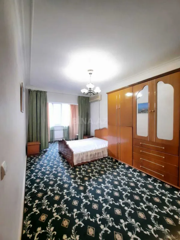 Satılır 3 otaqlı mənzil 90 m²