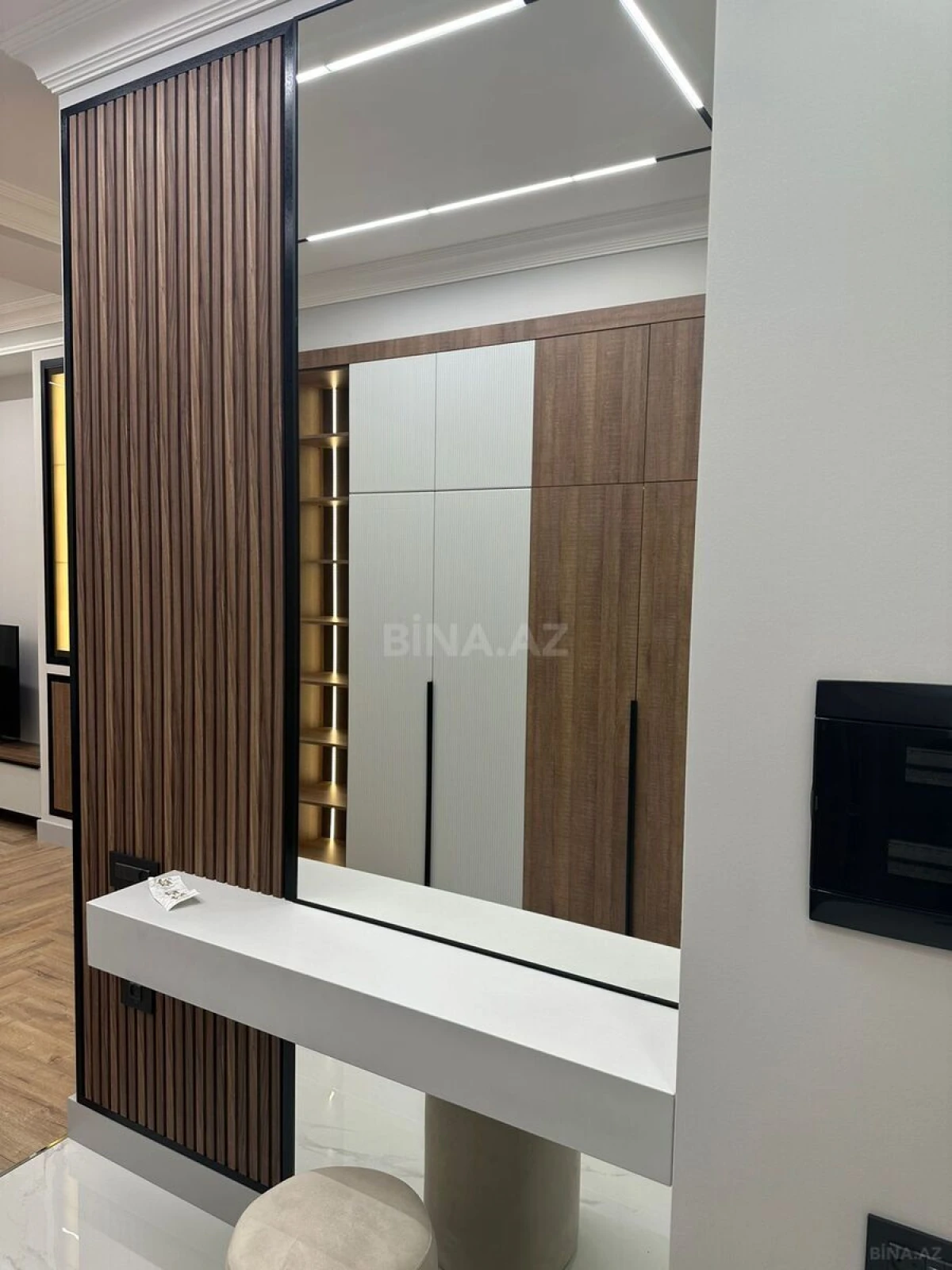 Kirayə verilir 2 otaqlı mənzil 70 m²