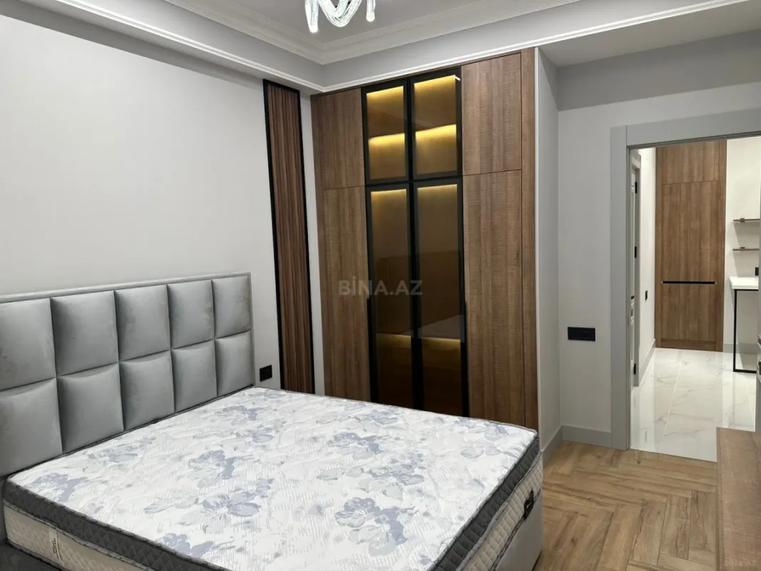 Kirayə verilir 2 otaqlı mənzil 70 m²