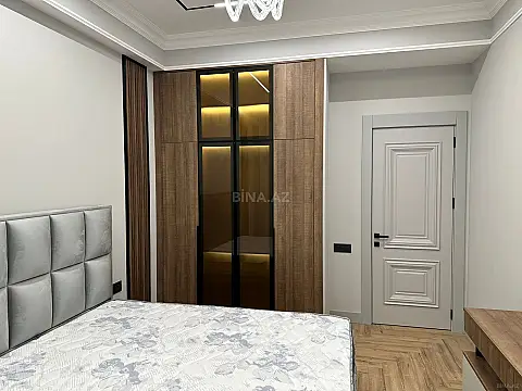 Kirayə verilir 2 otaqlı mənzil 70 m²