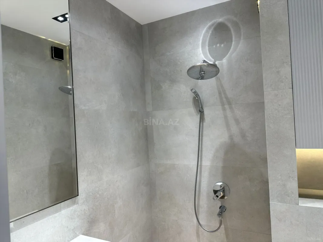 Kirayə verilir 2 otaqlı mənzil 70 m²