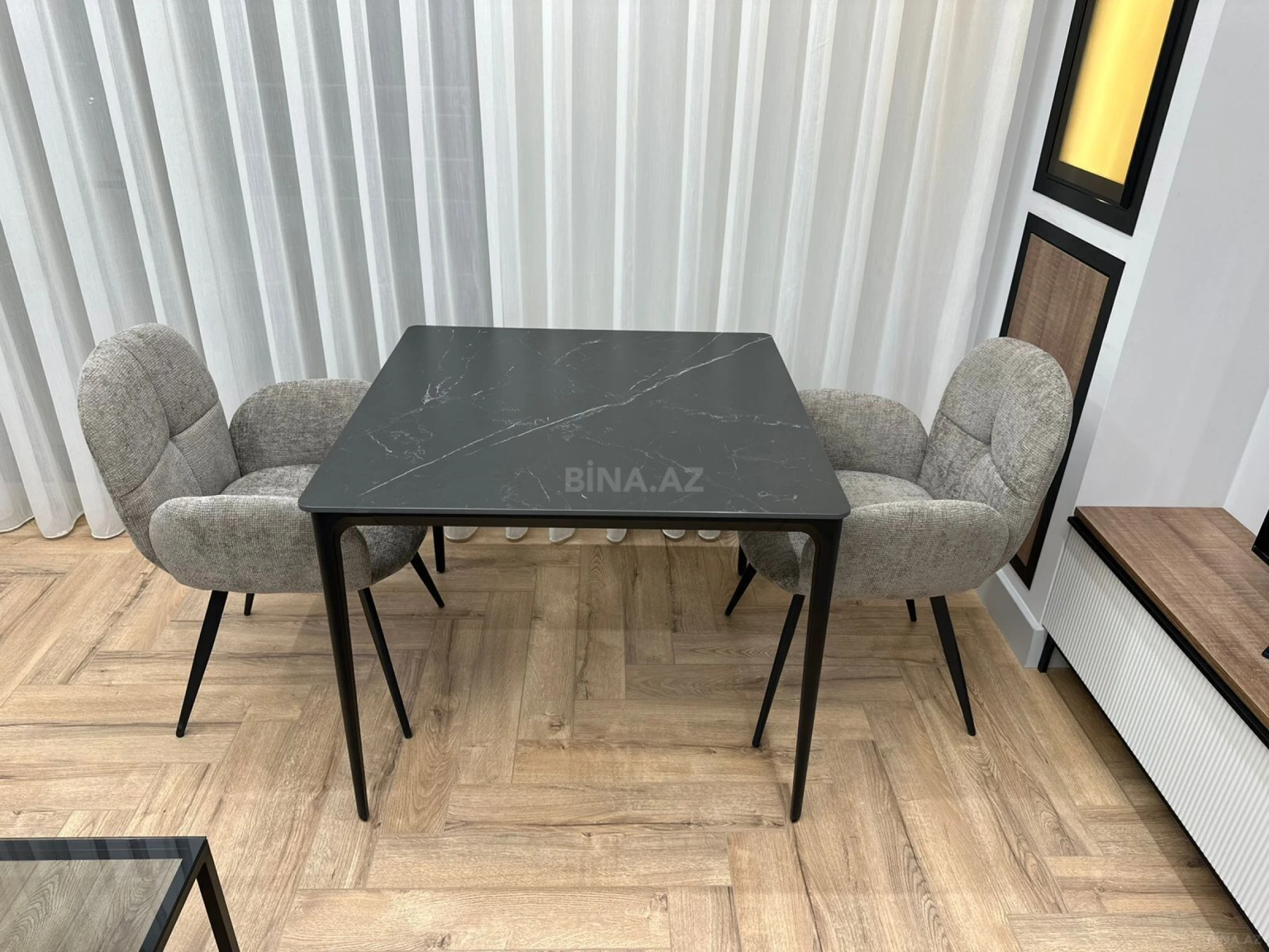 Kirayə verilir 2 otaqlı mənzil 70 m²