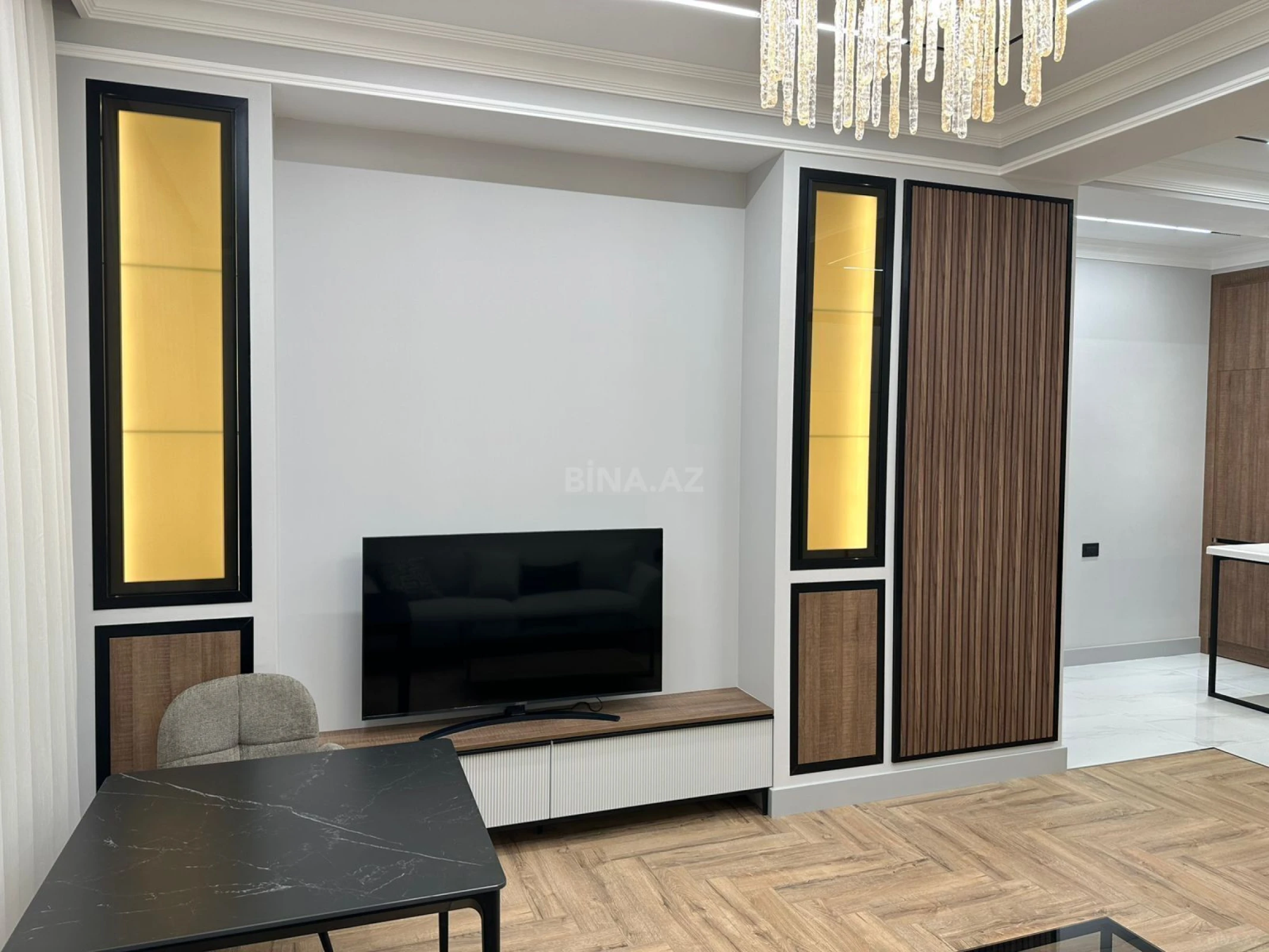 Kirayə verilir 2 otaqlı mənzil 70 m²