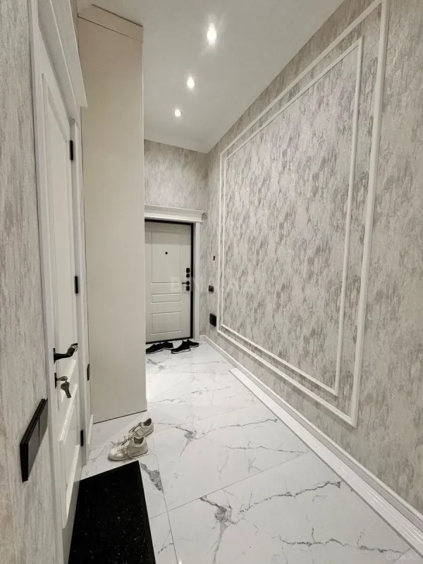 Kirayə verilir 2 otaqlı mənzil 78 m²