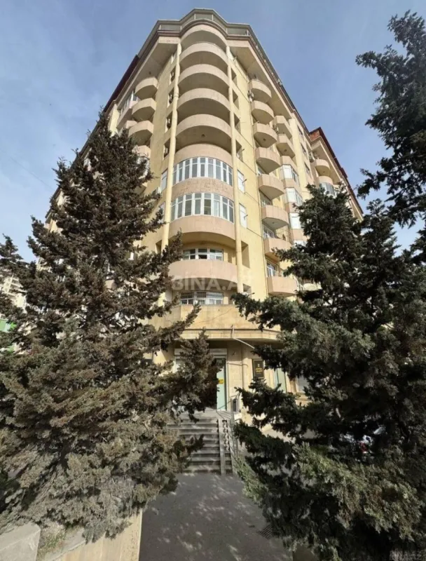 Satılır 3 otaqlı mənzil 113 m²