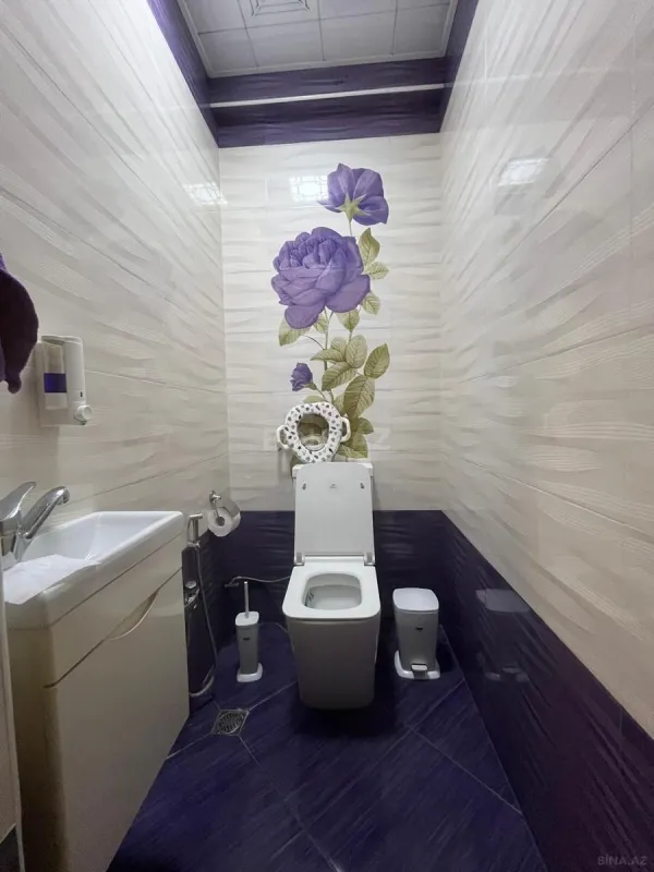 Satılır 4 otaqlı mənzil 146 m²
