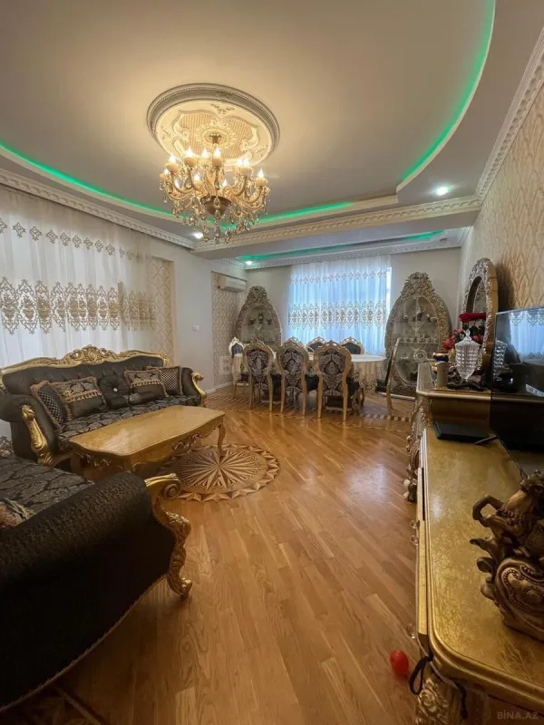 Satılır 4 otaqlı mənzil 146 m²
