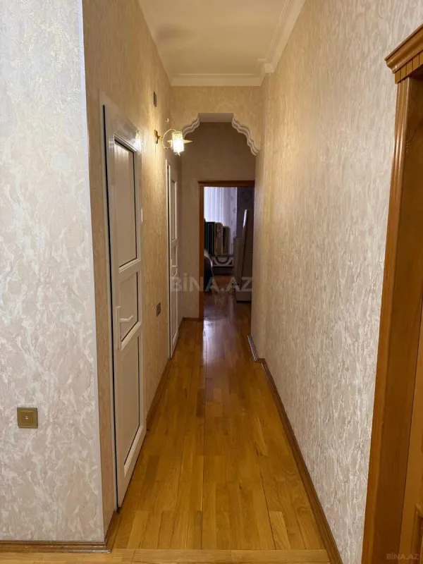 Satılır 2 otaqlı mənzil 98.8 m²