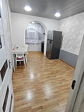 Satılır 3 otaqlı mənzil 60 m²