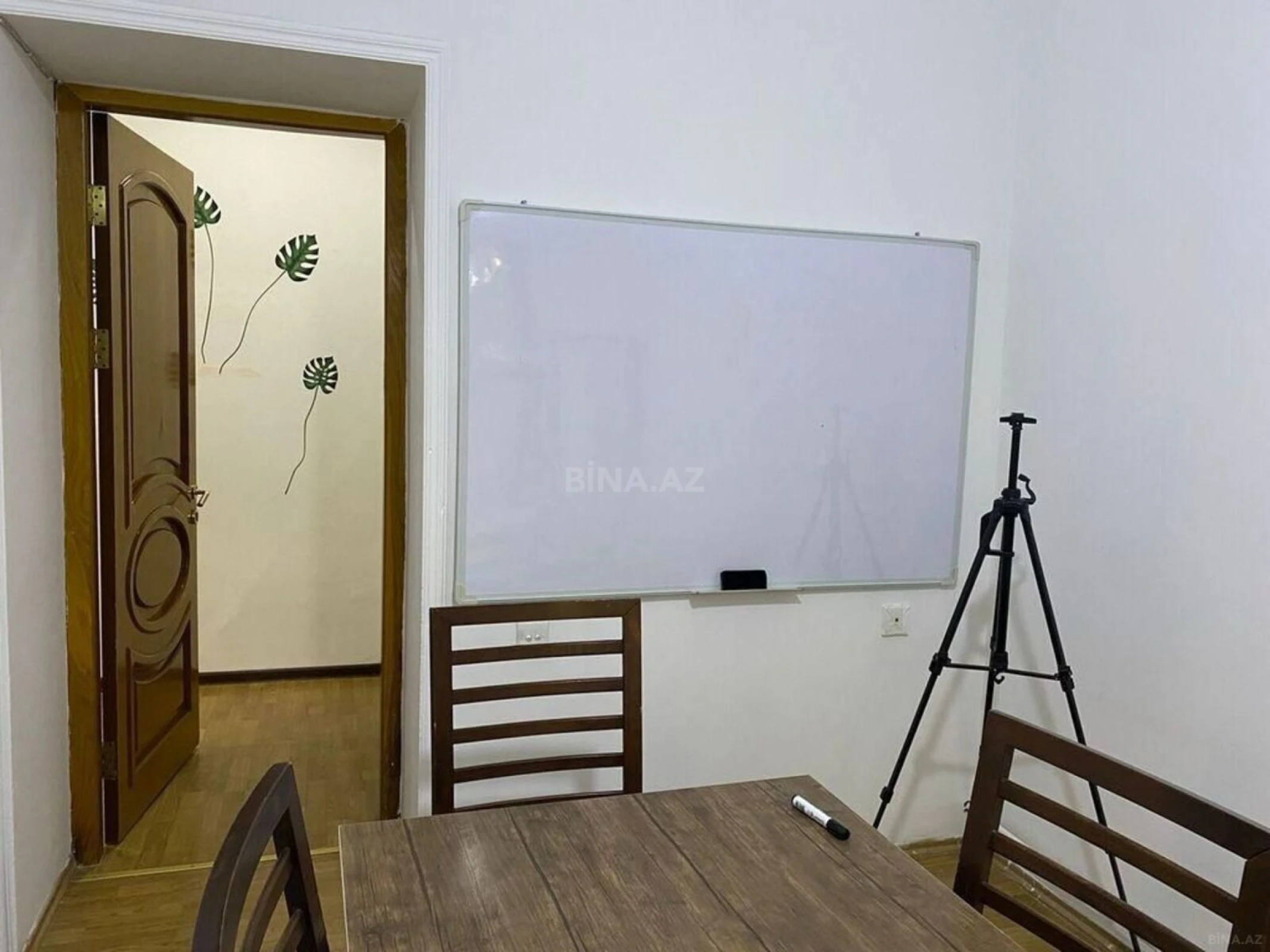Kirayə verilir obyekt 160 m²